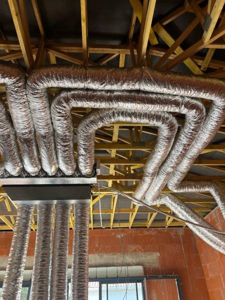 Installation d'une climatisation gainable à Bordeaux | Combles, Faux plafond