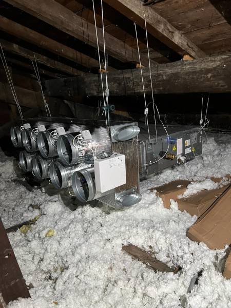 Installation d'une pompe à chaleur gainable dans une maison à Villenave d'Ornon près de Bordeaux