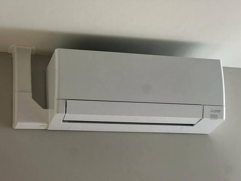 Pompe à chaleur Mitsubishi Bordeaux avec climatisation réversible multisplit pour un appartement en centre ville proche place de la Victoire