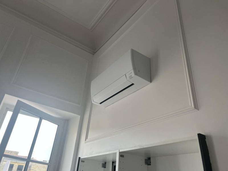 Installation pompe à chaleur air/air réversible multisplit dans une échoppe à Bordeaux