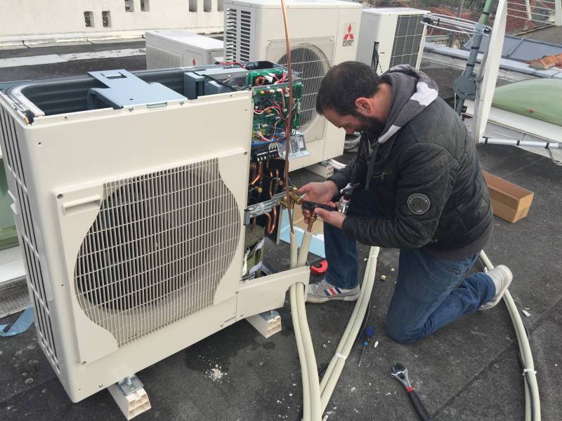 Dépannage en urgence d'une climatisation réversible à Carbon Blanc près de Bordeaux